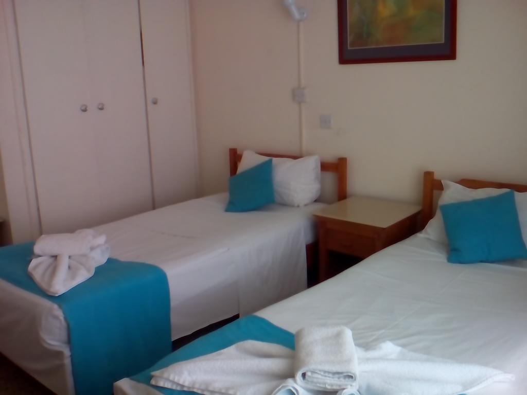 Flora Maria Annex Agia Napa 3* Phrenaros